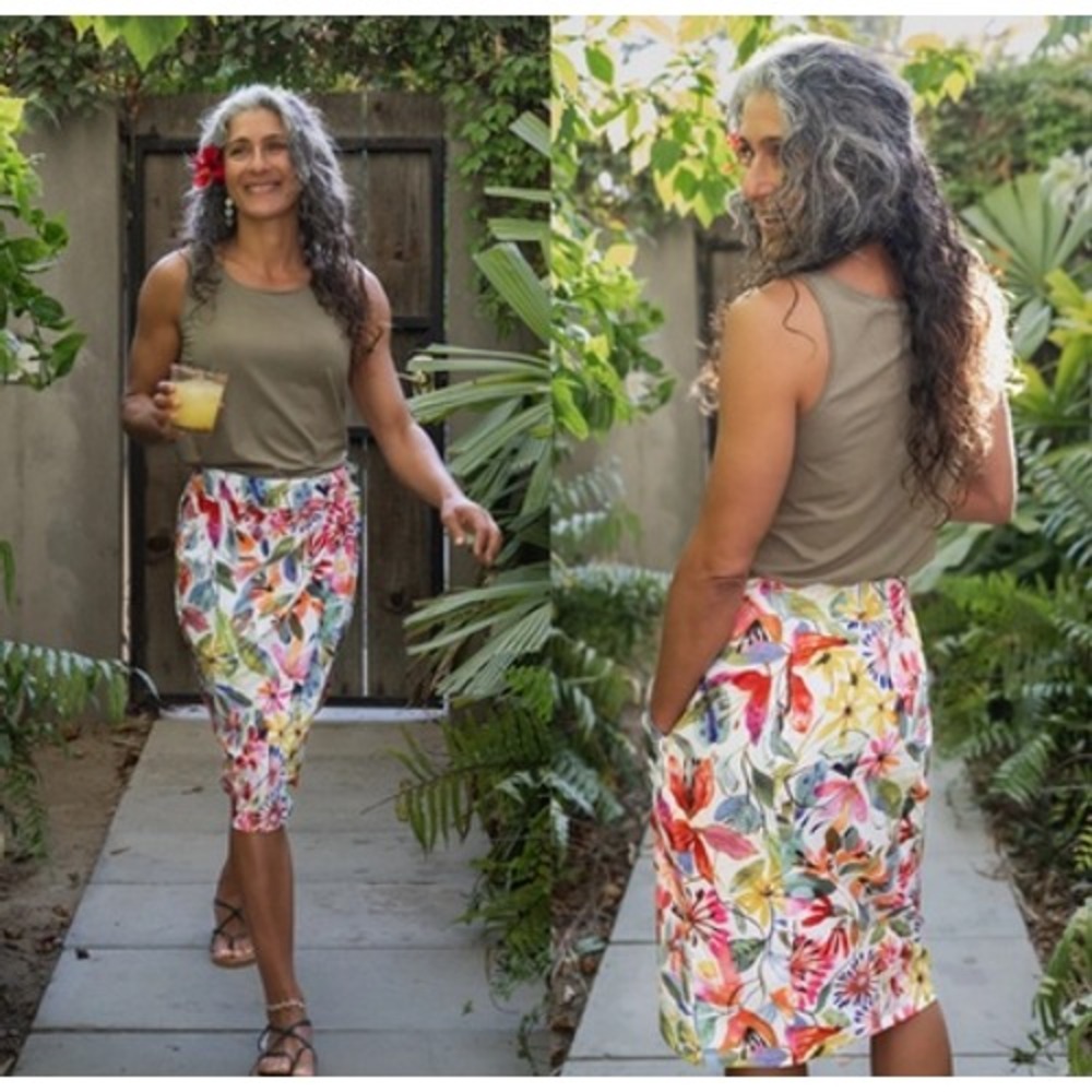 NWOT RipSkirt Hawaii Wrap Skirt XXL Floral Tropical Beach Wildflower Watercolor